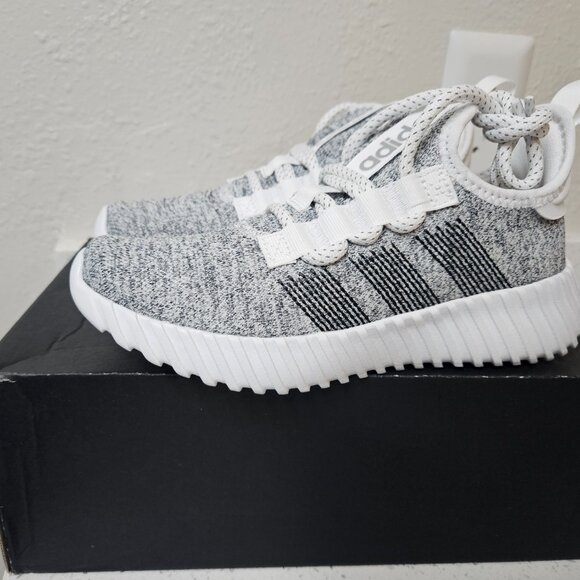 New Adidas Kaptir Flow size 6 womens grey silver - Picture 2 of 10
